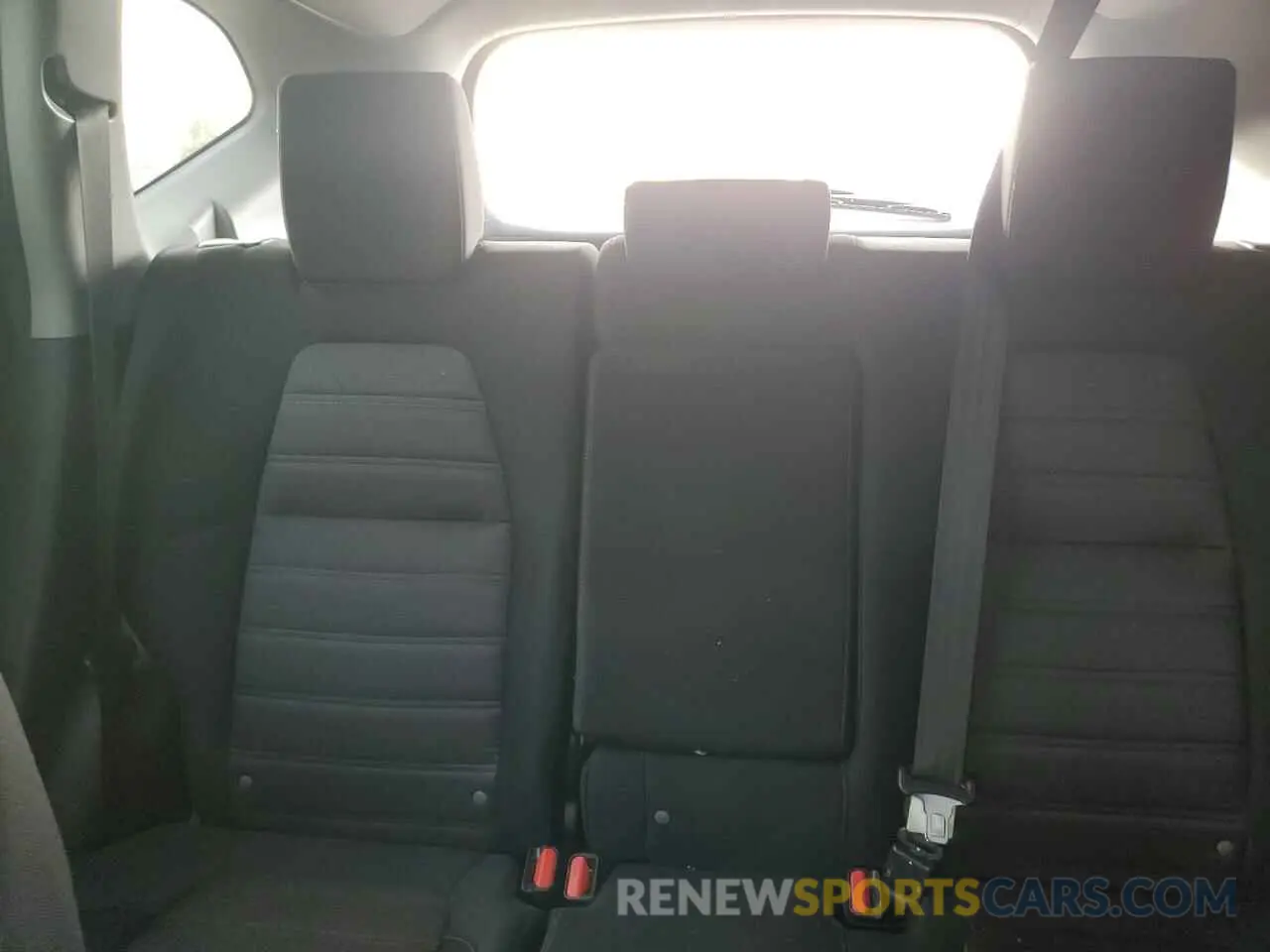 10 fotografías del automóvil dañado 2HKRW1H50MH426436 HONDA CRV 2021