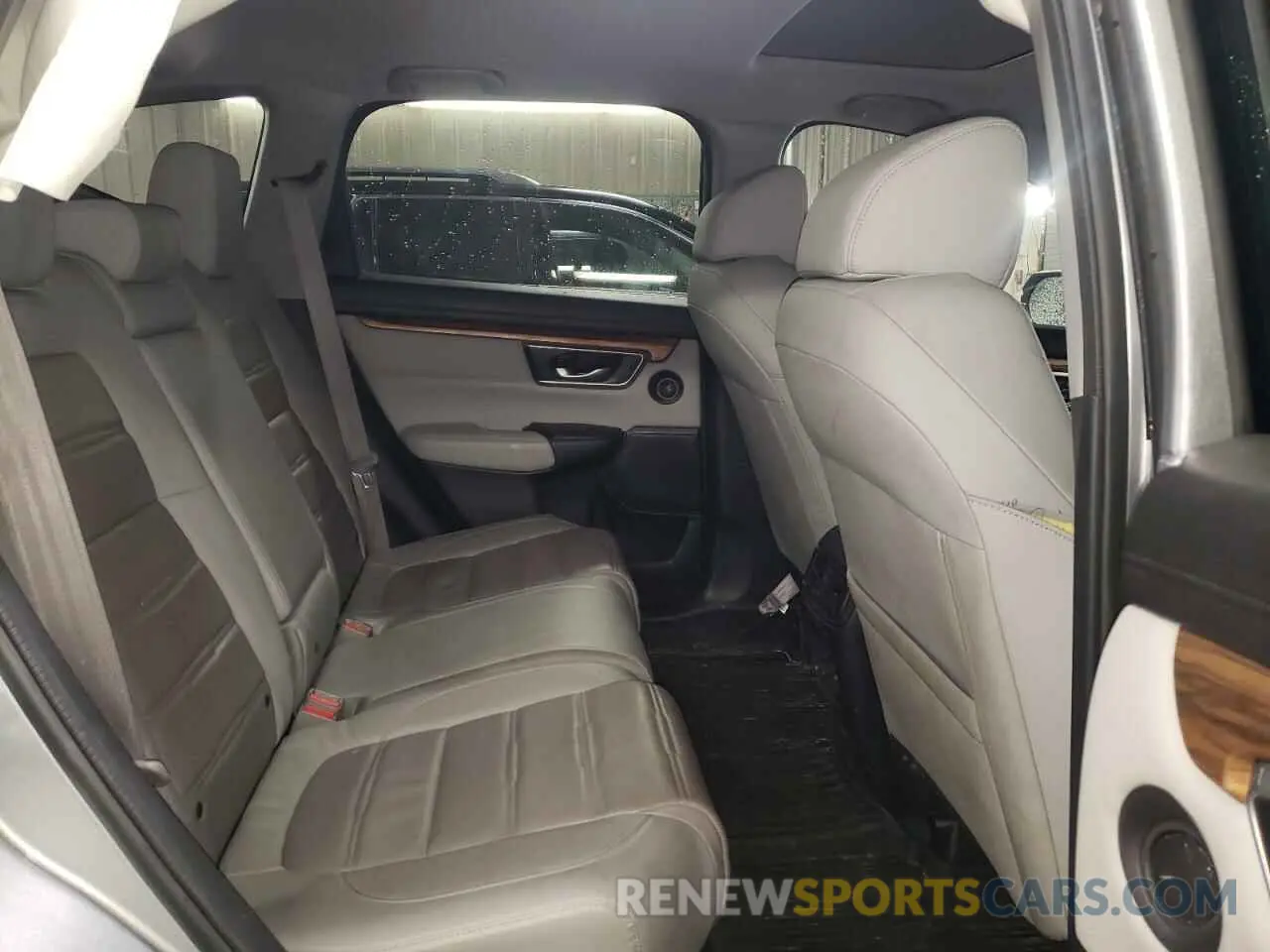 10 fotografías del automóvil dañado 5J6RW2H89ML024243 HONDA CRV 2021