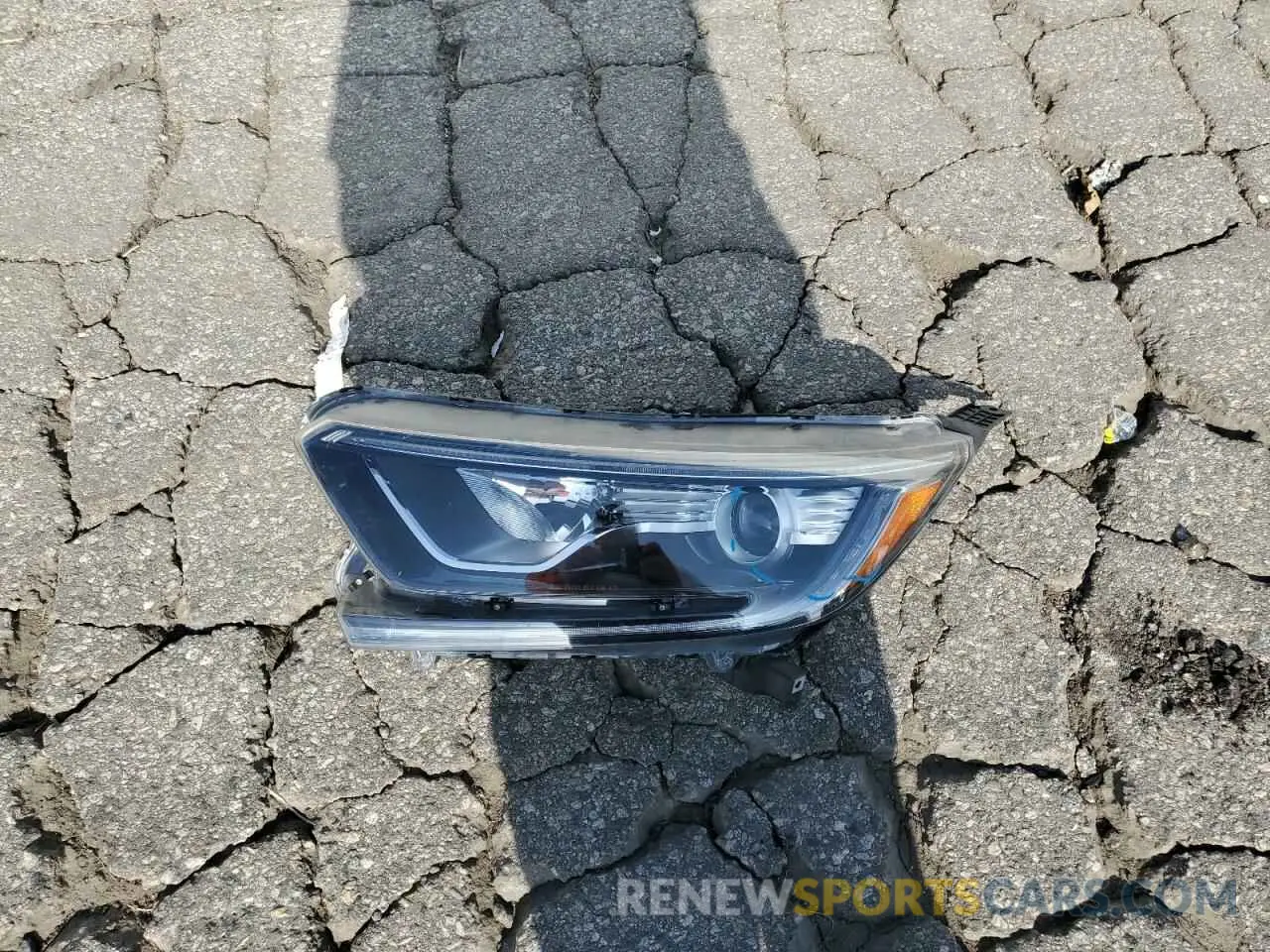 13 fotografías del automóvil dañado 2HKRW1H85NH405299 HONDA CRV 2022
