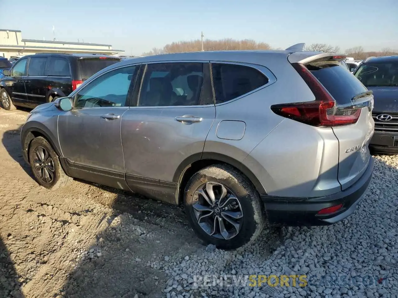 2 fotografías del automóvil dañado 5J6RW2H84NA006066 HONDA CRV 2022