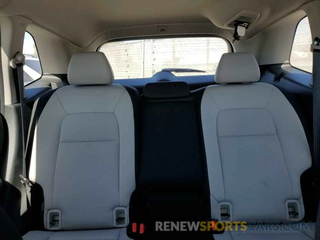 10 fotografías del automóvil dañado 2HKRS3H24PH306057 HONDA CRV 2023