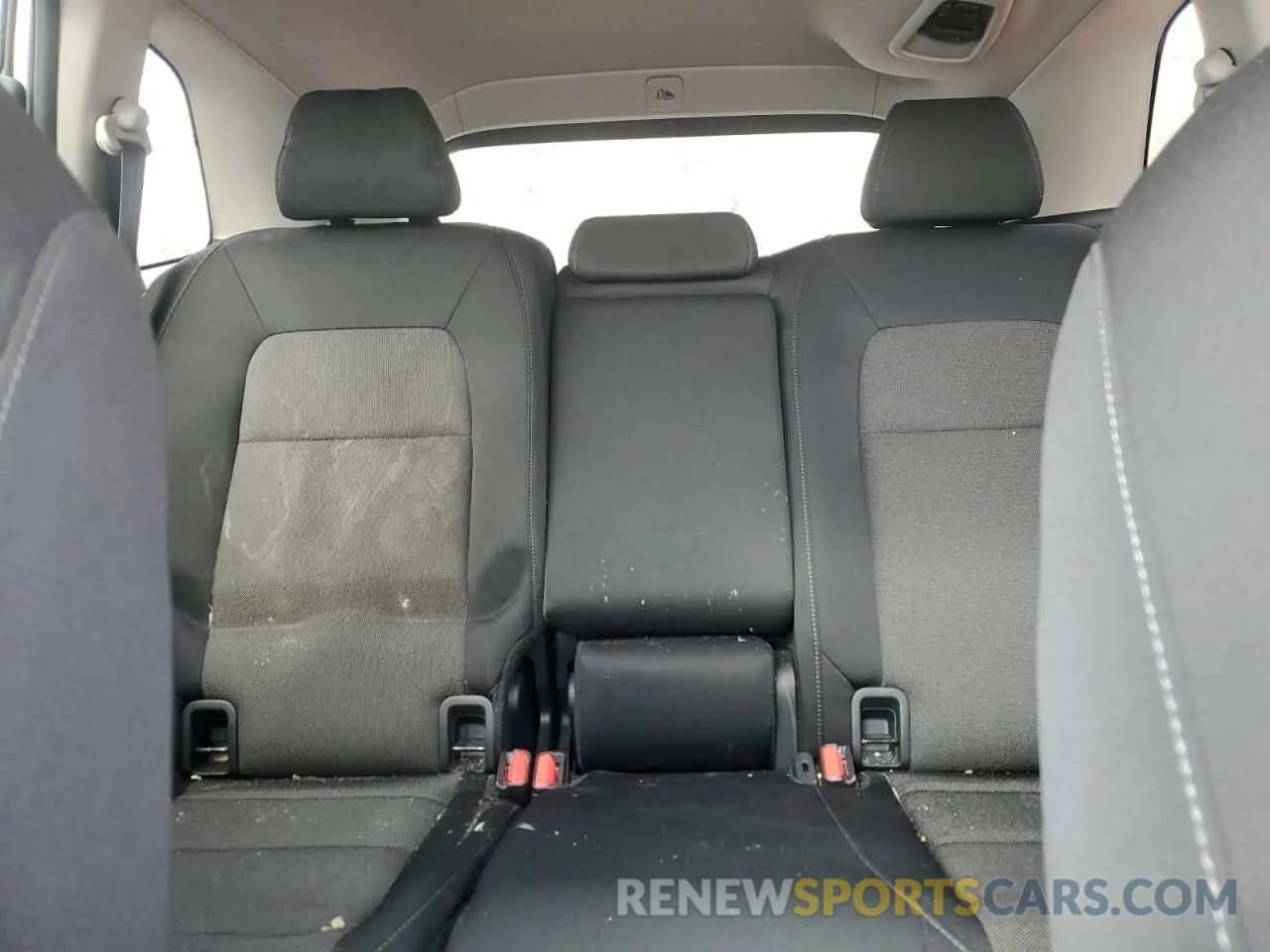 10 fotografías del automóvil dañado 2HKRS4H4XPH428882 HONDA CRV 2023