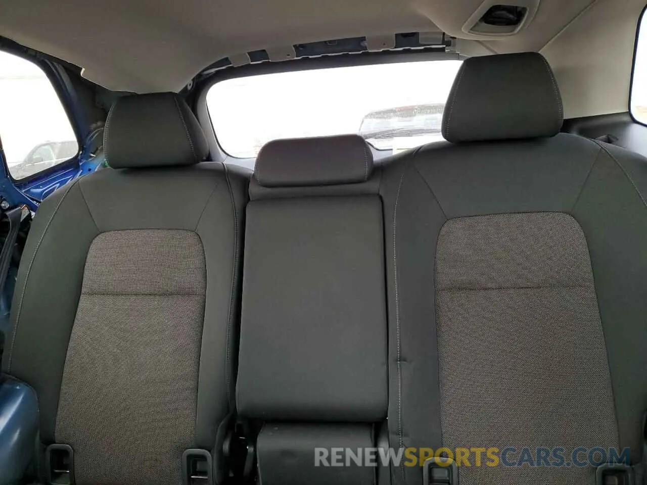10 fotografías del automóvil dañado 2HKRS4H58PH102183 HONDA CRV 2023