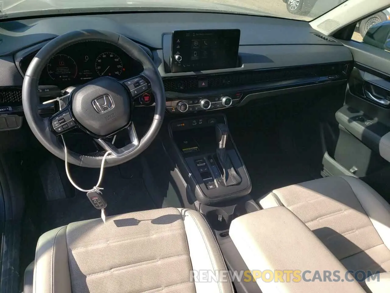 8 fotografías del automóvil dañado 2HKRS4H76PH440022 HONDA CRV 2023