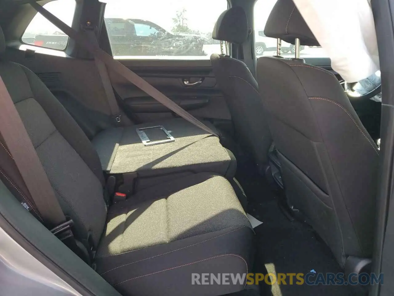 10 fotografías del automóvil dañado 2HKRS5H53PH707928 HONDA CRV 2023