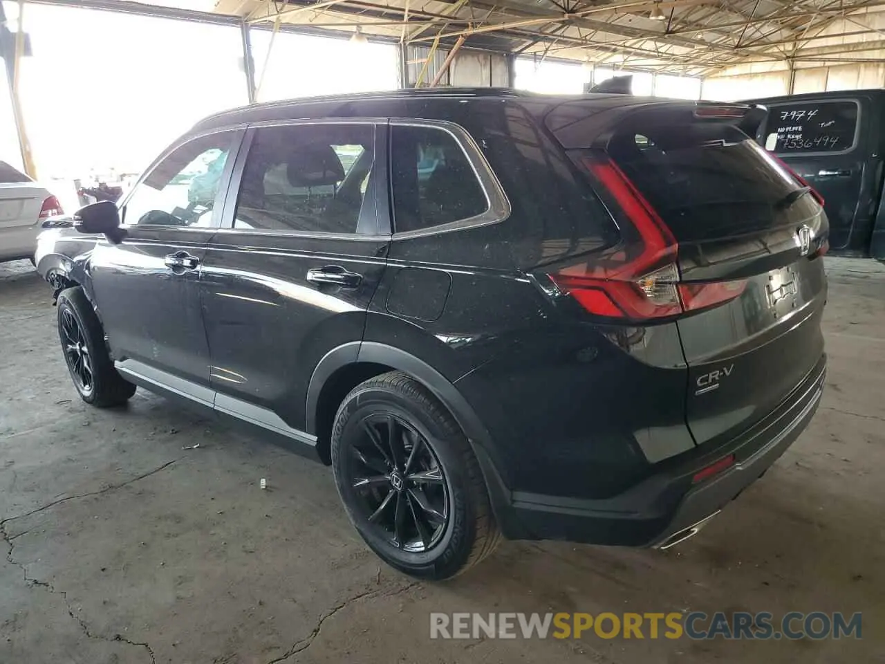 2 fotografías del automóvil dañado 2HKRS5H56PH711617 HONDA CRV 2023