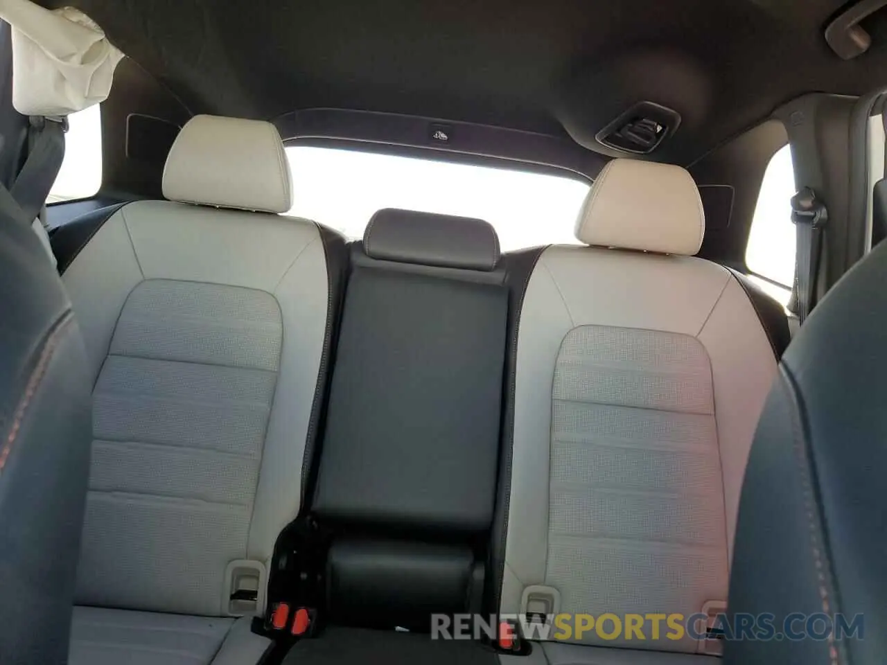 10 fotografías del automóvil dañado 2HKRS6H92PH800738 HONDA CRV 2023