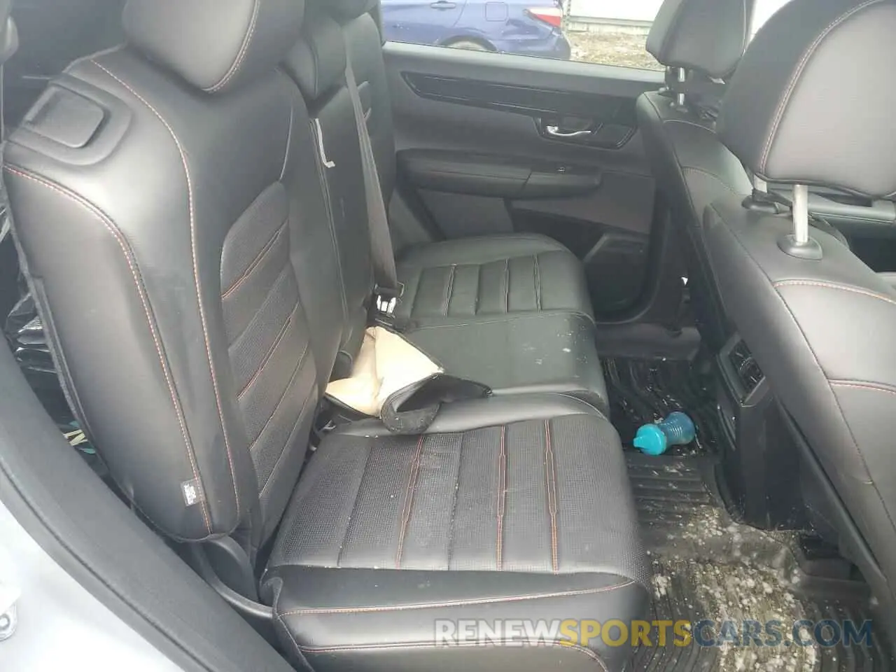 10 fotografías del automóvil dañado 5J6RS6H97PL007201 HONDA CRV 2023