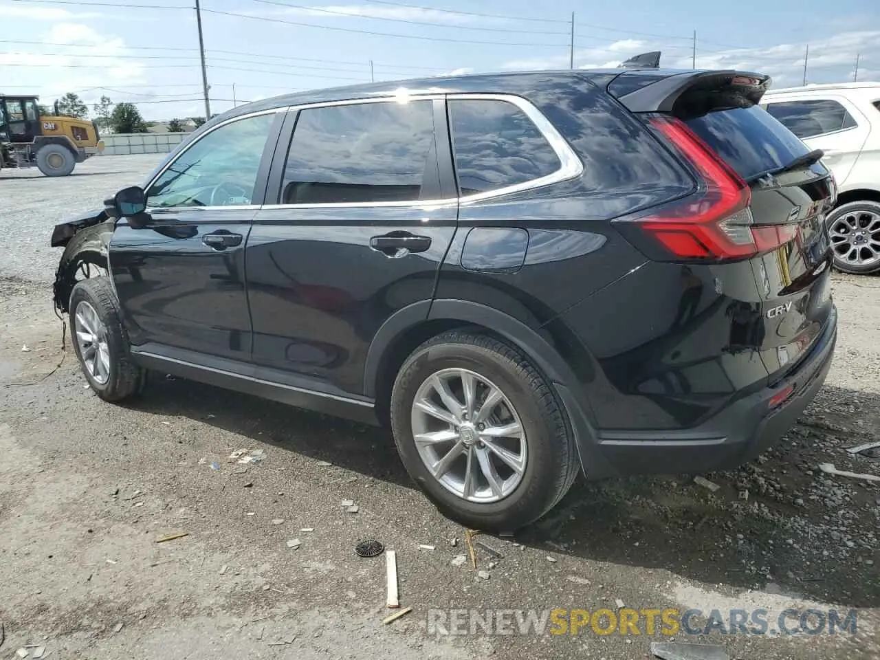 2 fotografías del automóvil dañado 7FARS3H7XPE002133 HONDA CRV 2023