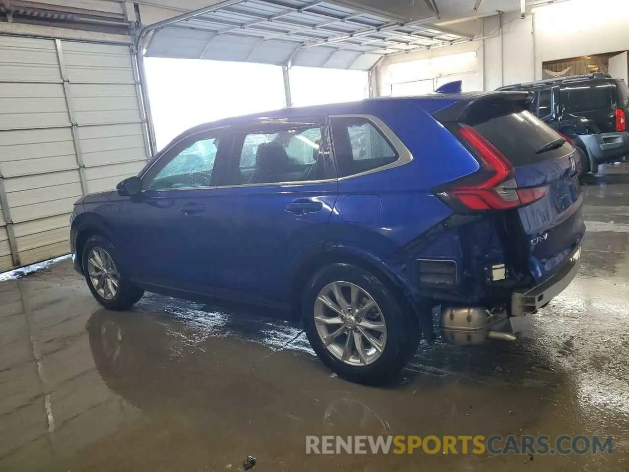 2 fotografías del automóvil dañado 7FARS3H7XPE003010 HONDA CRV 2023