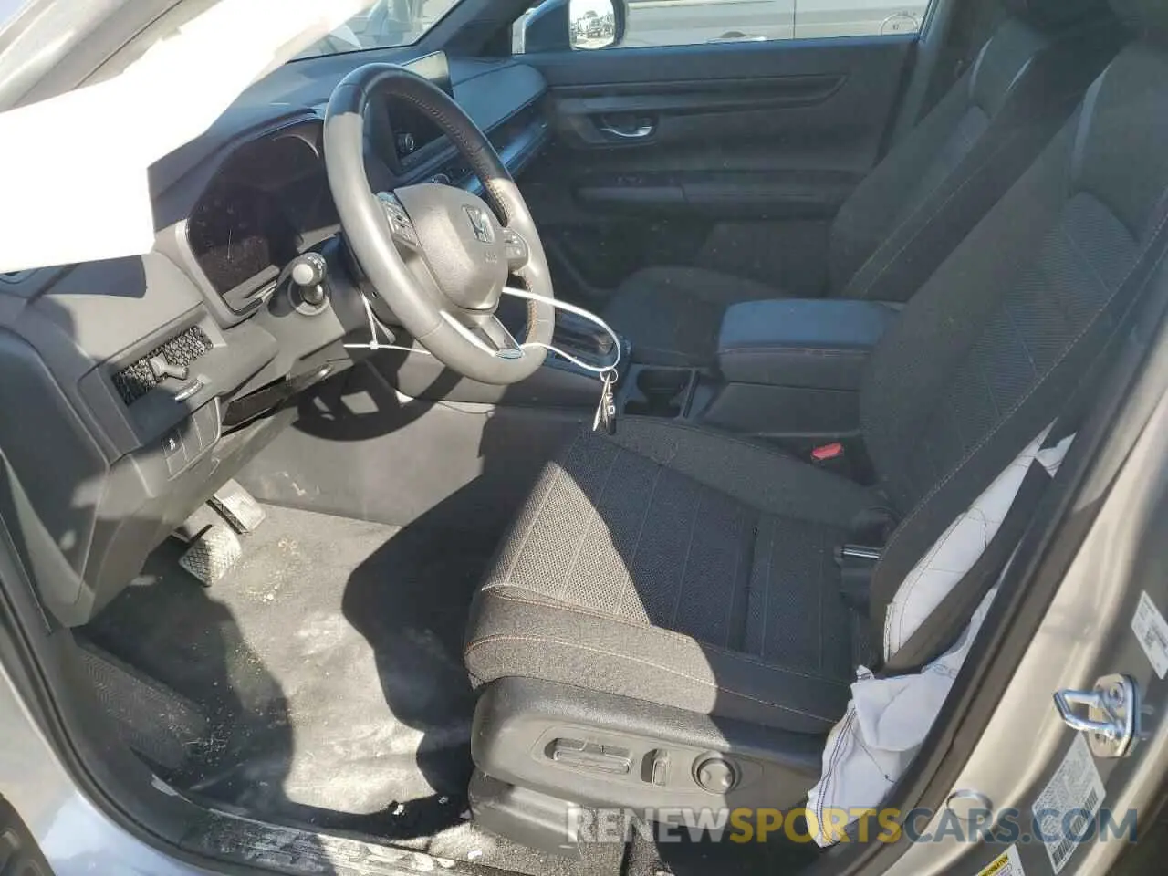 7 fotografías del automóvil dañado 7FARS5H53PE007880 HONDA CRV 2023