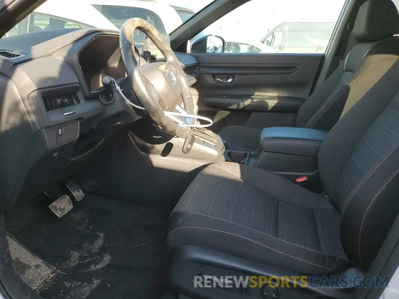 7 fotografías del automóvil dañado 7FARS6H53PE032638 HONDA CRV 2023