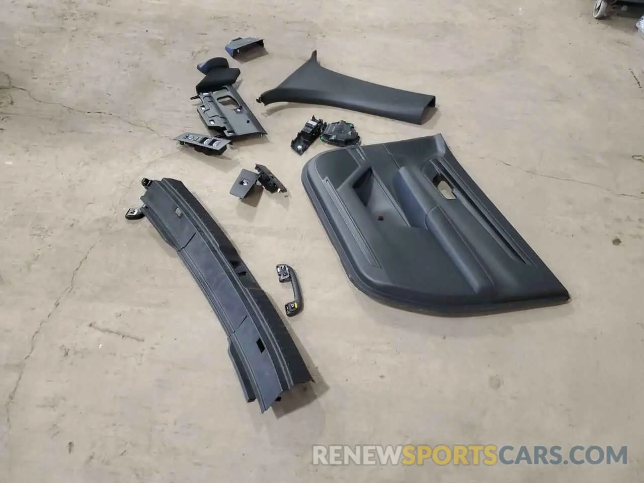 13 fotografías del automóvil dañado 7FARS6H91PE037405 HONDA CRV 2023