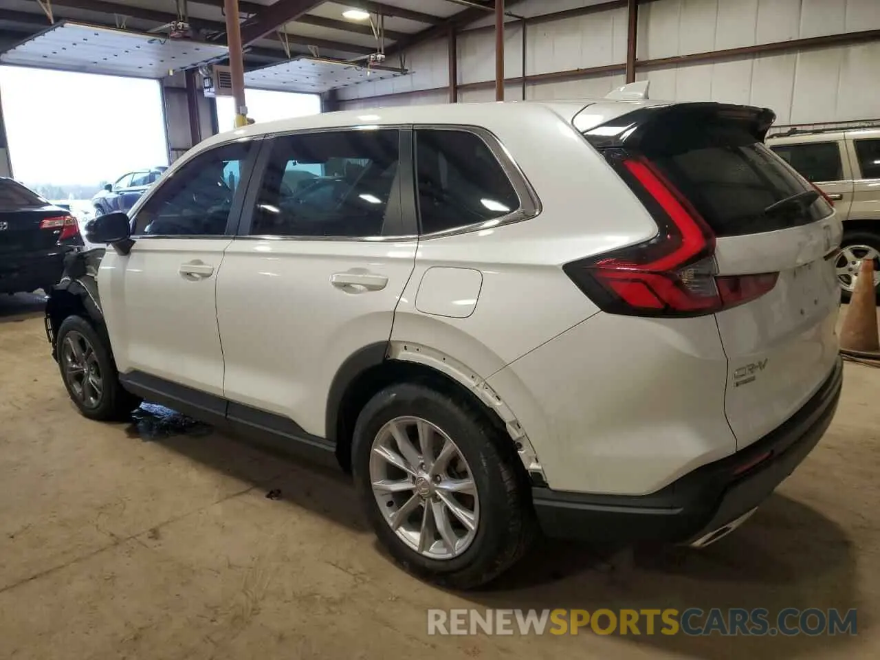 2 fotografías del automóvil dañado 7FARS6H91PE037405 HONDA CRV 2023