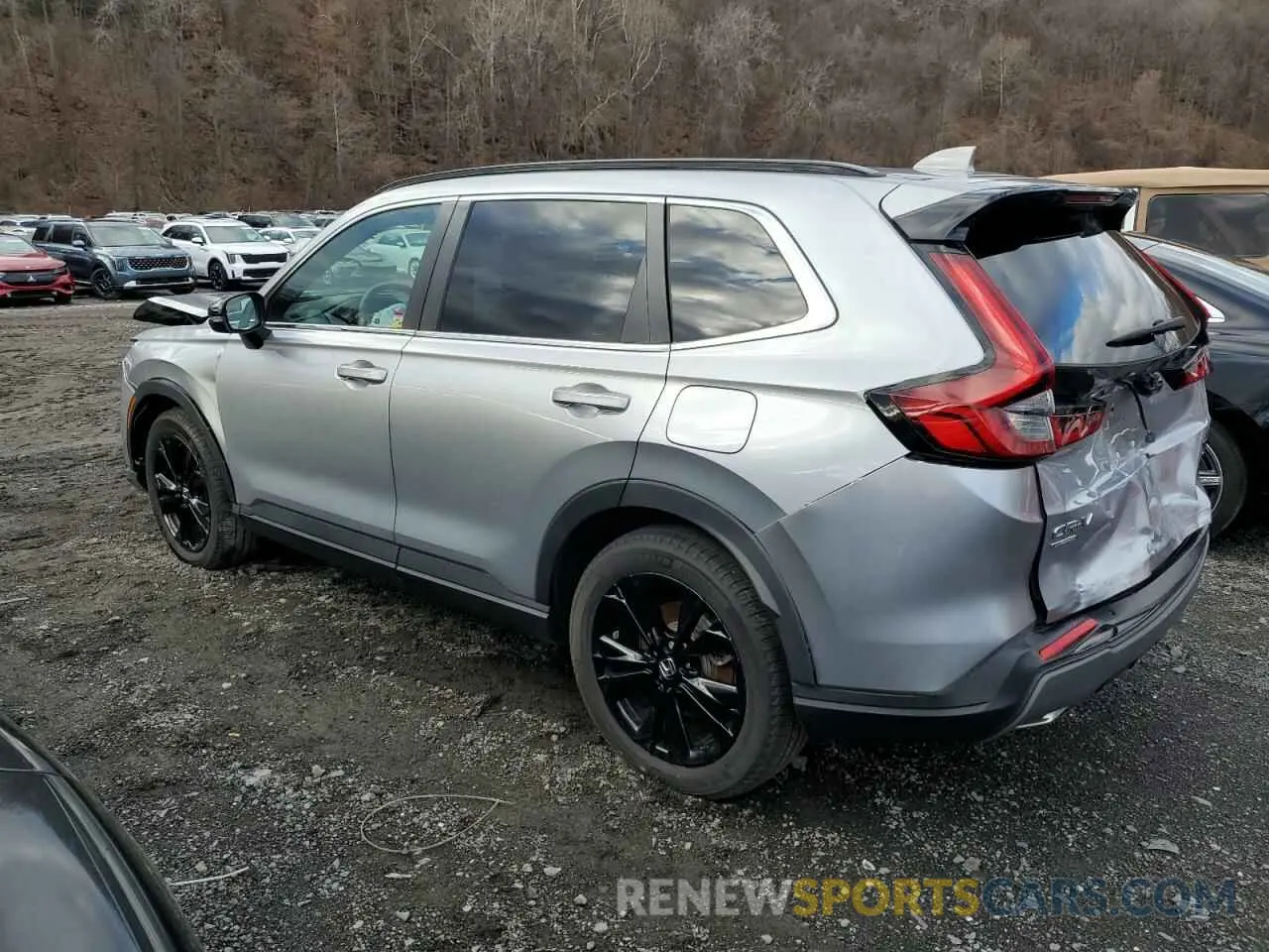 2 fotografías del automóvil dañado 7FARS6H92PE024811 HONDA CRV 2023