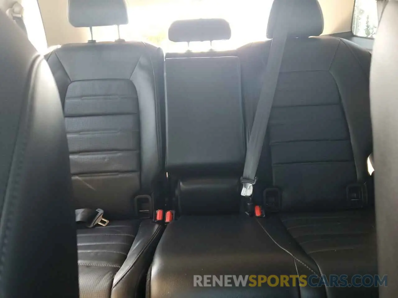 10 fotografías del automóvil dañado 2HKRS3H71RH324630 HONDA CRV 2024