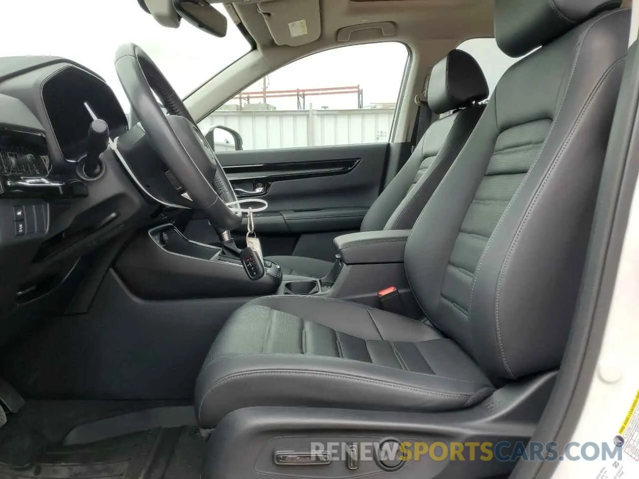 7 fotografías del automóvil dañado 2HKRS3H72RH300014 HONDA CRV 2024