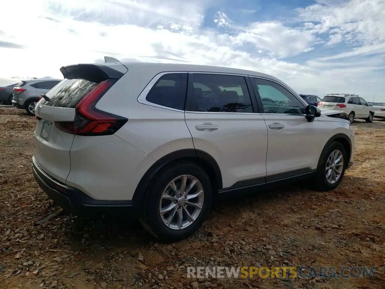 3 fotografías del automóvil dañado 2HKRS3H73RH328422 HONDA CRV 2024