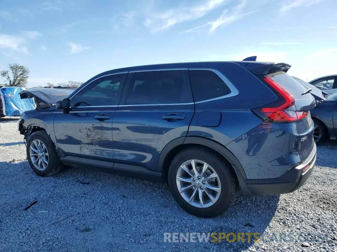 2 fotografías del automóvil dañado 2HKRS3H73RH334625 HONDA CRV 2024