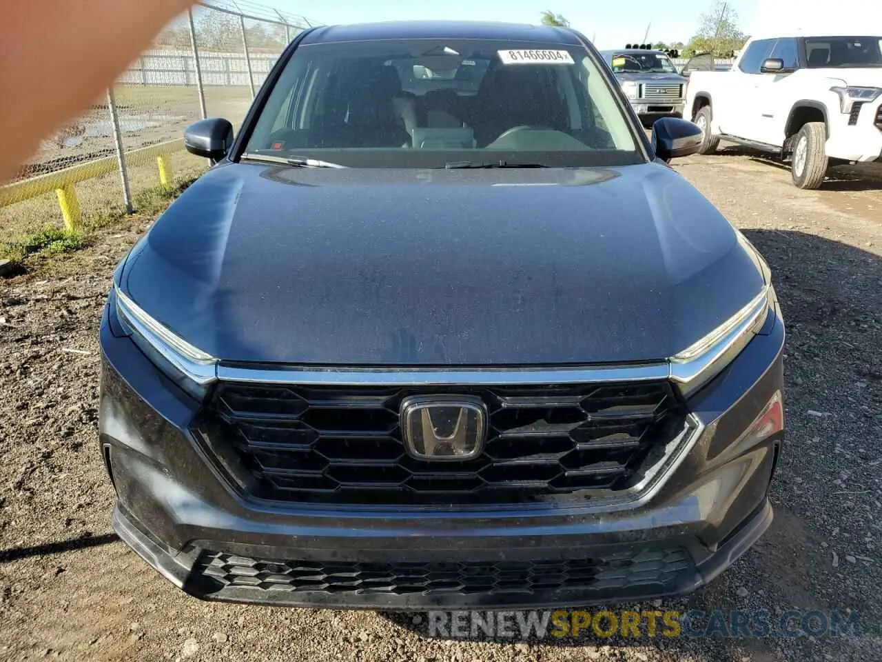 5 fotografías del automóvil dañado 2HKRS3H75RH317860 HONDA CRV 2024