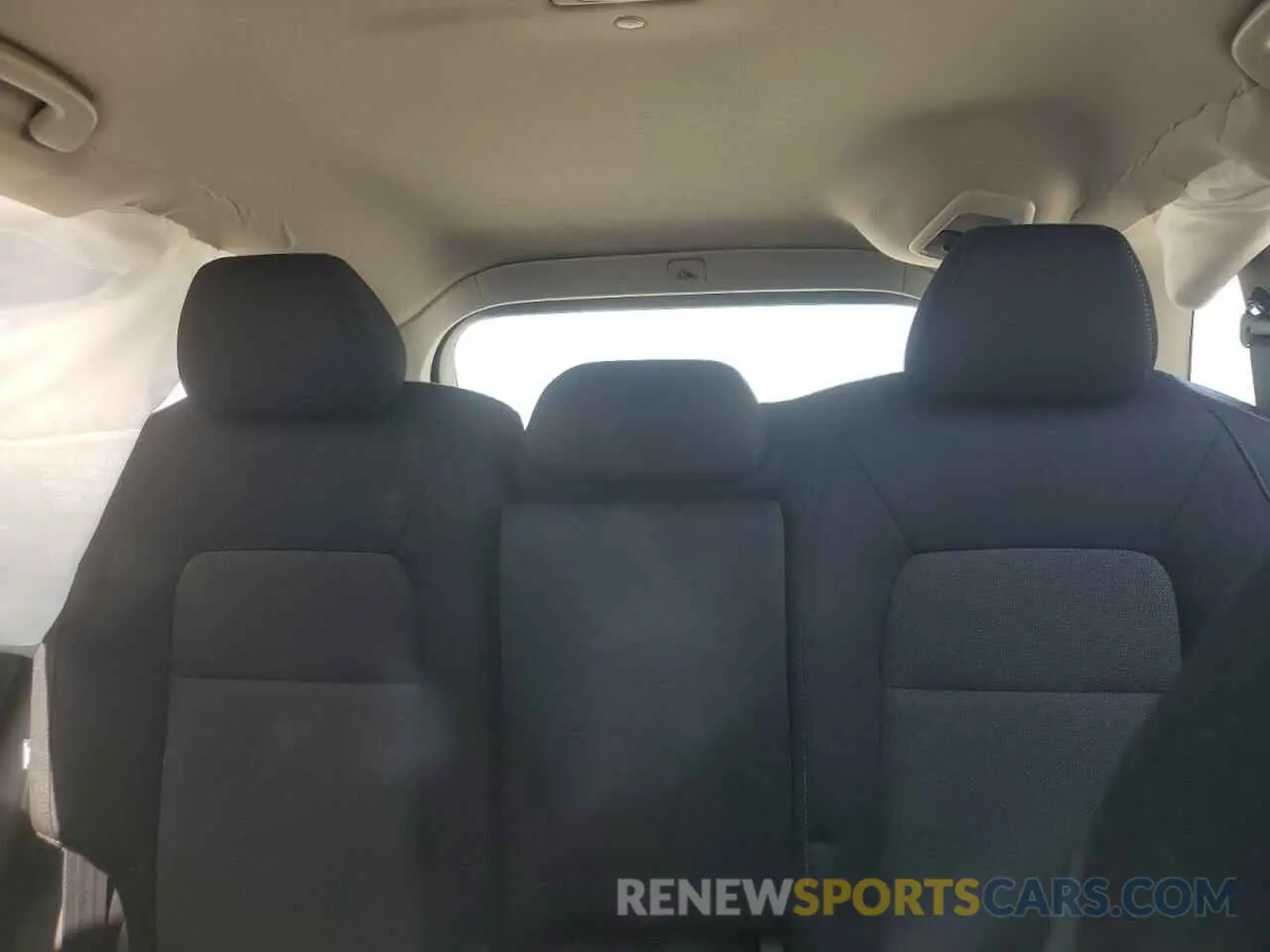 10 fotografías del automóvil dañado 2HKRS4H28RH432396 HONDA CRV 2024