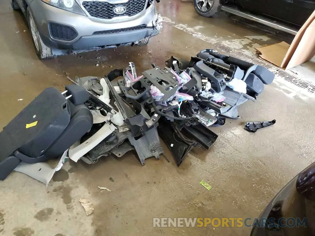 15 fotografías del automóvil dañado 2HKRS4H41RH442074 HONDA CRV 2024
