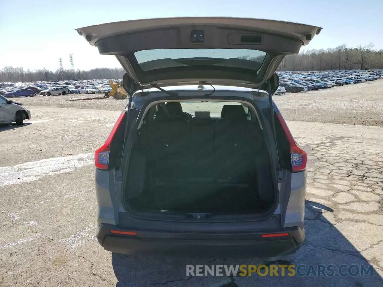6 fotografías del automóvil dañado 2HKRS4H4XRH450061 HONDA CRV 2024