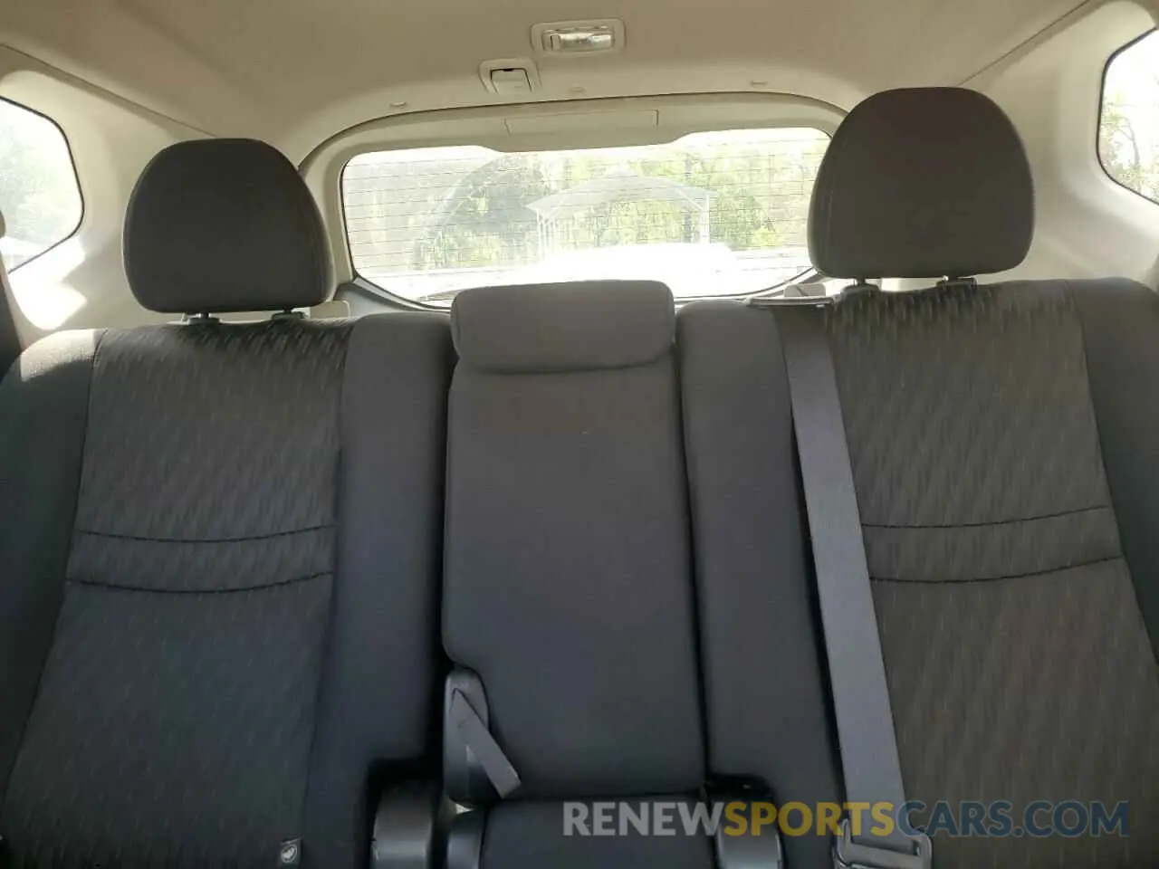 10 fotografías del automóvil dañado 2HKRS4H72RH447035 HONDA CRV 2024