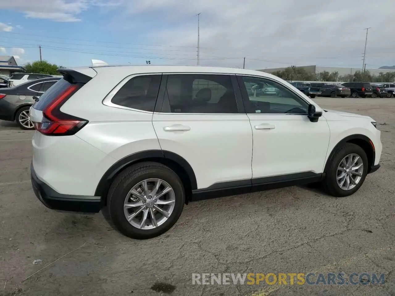 3 fotografías del automóvil dañado 2HKRS4H78RH439537 HONDA CRV 2024