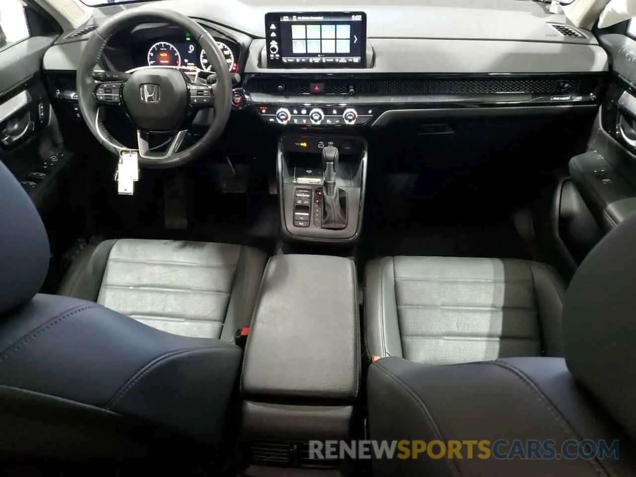 8 fotografías del automóvil dañado 2HKRS4H79RH478640 HONDA CRV 2024