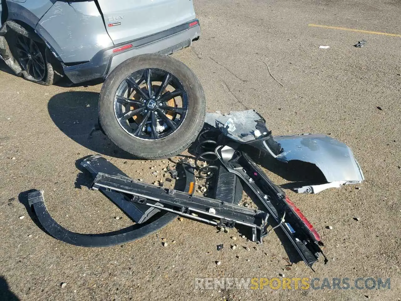 15 fotografías del automóvil dañado 2HKRS6H56RH811175 HONDA CRV 2024