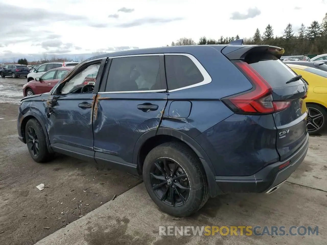 2 fotografías del automóvil dañado 2HKRS6H73RH201025 HONDA CRV 2024
