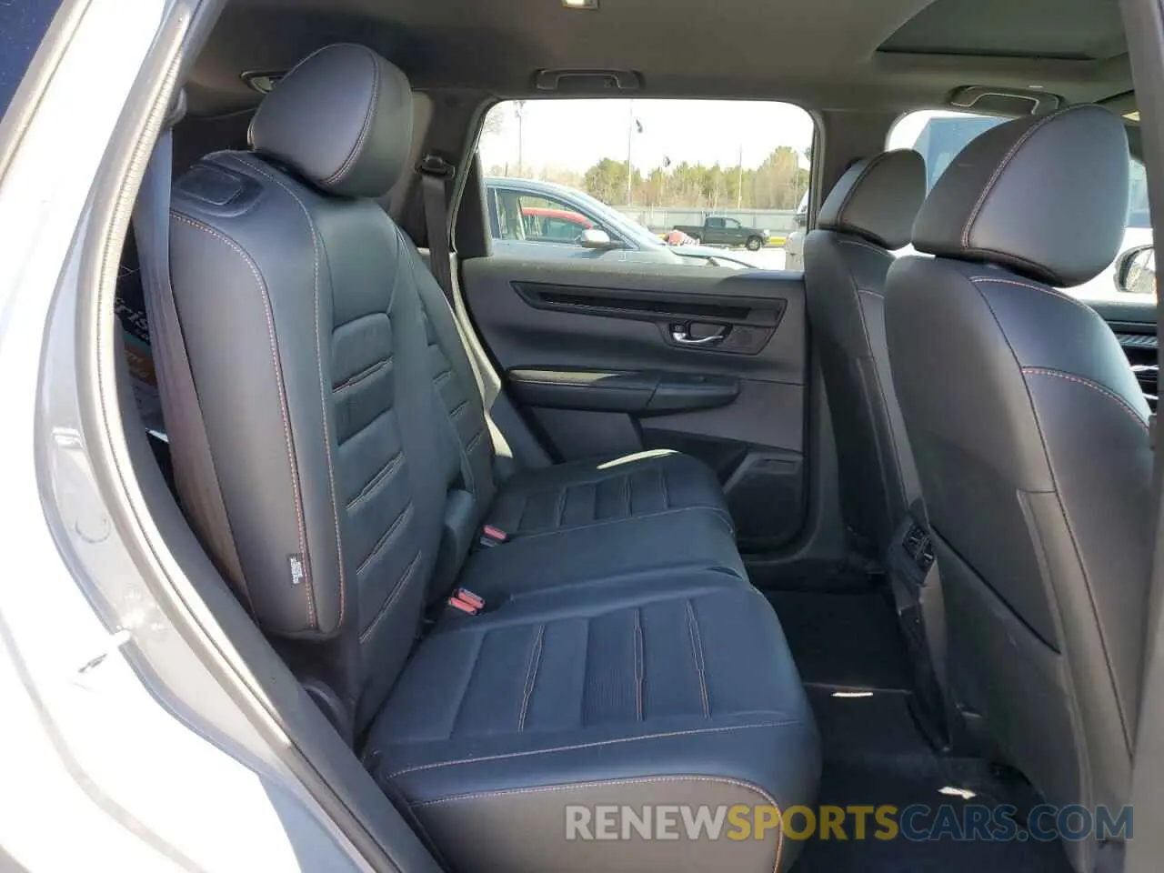 11 fotografías del automóvil dañado 2HKRS6H86RH808125 HONDA CRV 2024