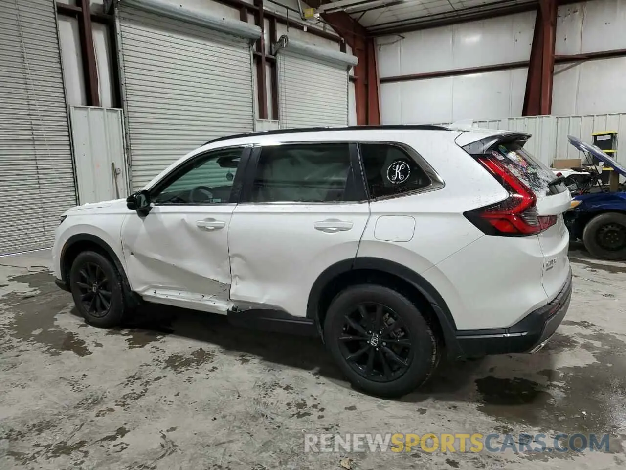2 fotografías del automóvil dañado 2HKRS6H86RH813907 HONDA CRV 2024