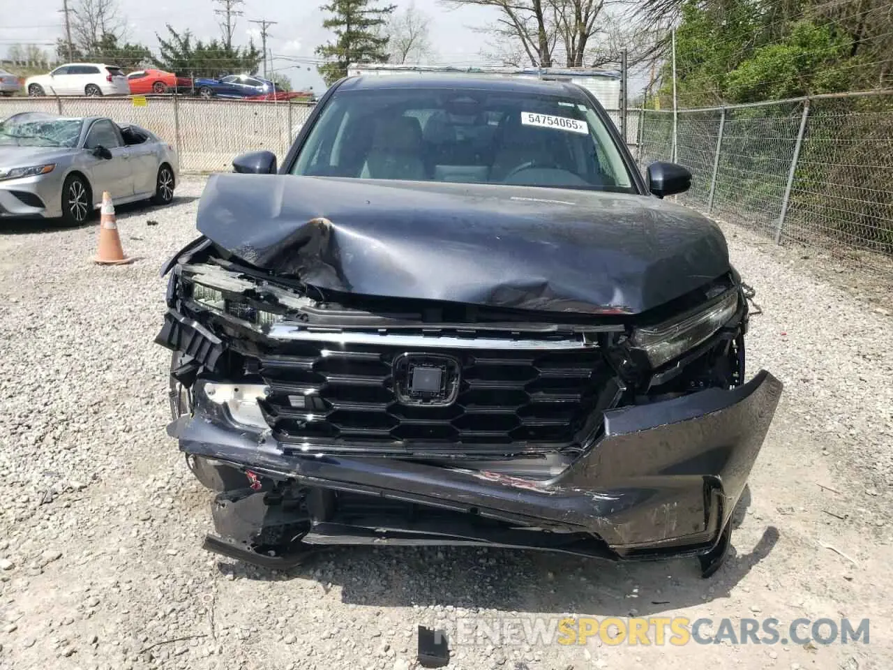 5 fotografías del automóvil dañado 5J6RS4H40RL013711 HONDA CRV 2024