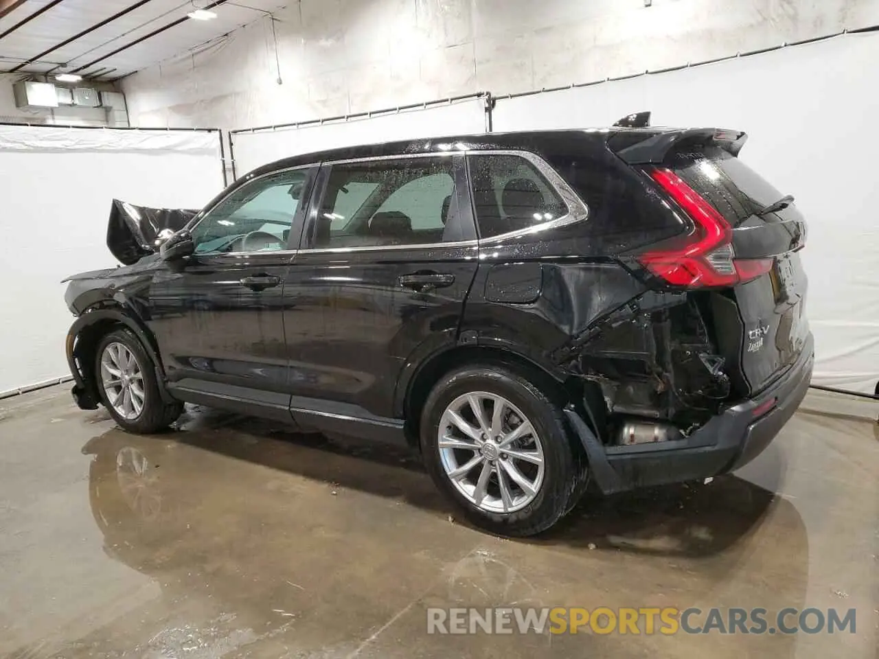 2 fotografías del automóvil dañado 7FARS4H49RE008150 HONDA CRV 2024