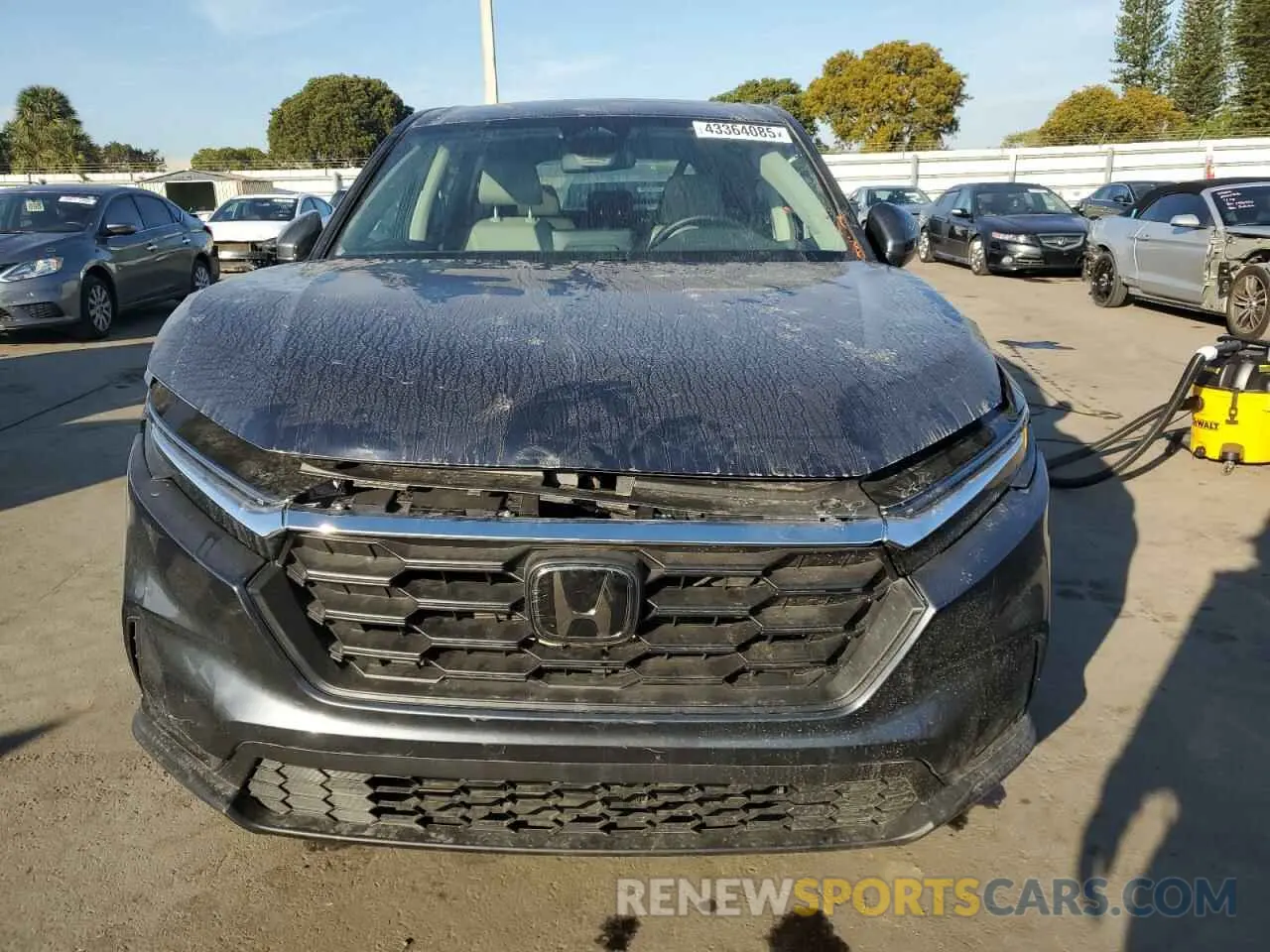 5 fotografías del automóvil dañado 7FARS4H4XRE008903 HONDA CRV 2024