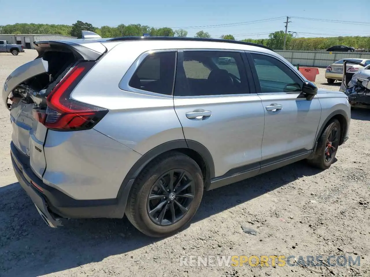 3 fotografías del automóvil dañado 7FARS5H50RE004485 HONDA CRV 2024