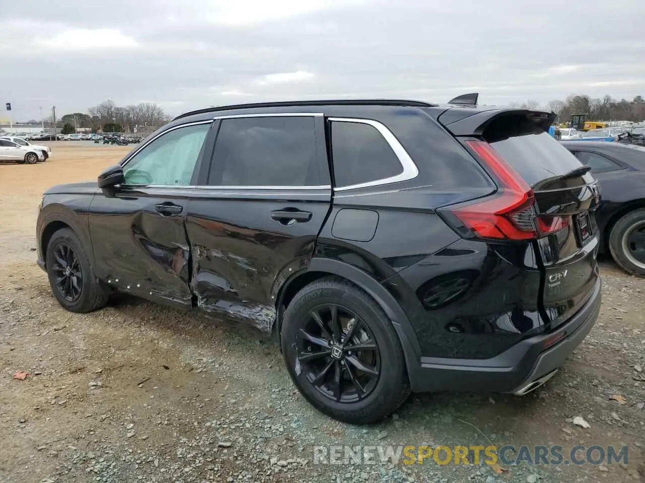 2 fotografías del automóvil dañado 7FARS5H51RE007573 HONDA CRV 2024
