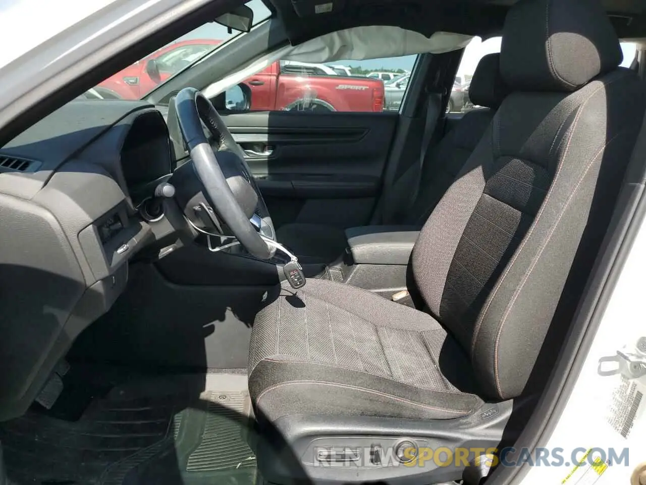 7 fotografías del automóvil dañado 7FARS5H56RE003017 HONDA CRV 2024