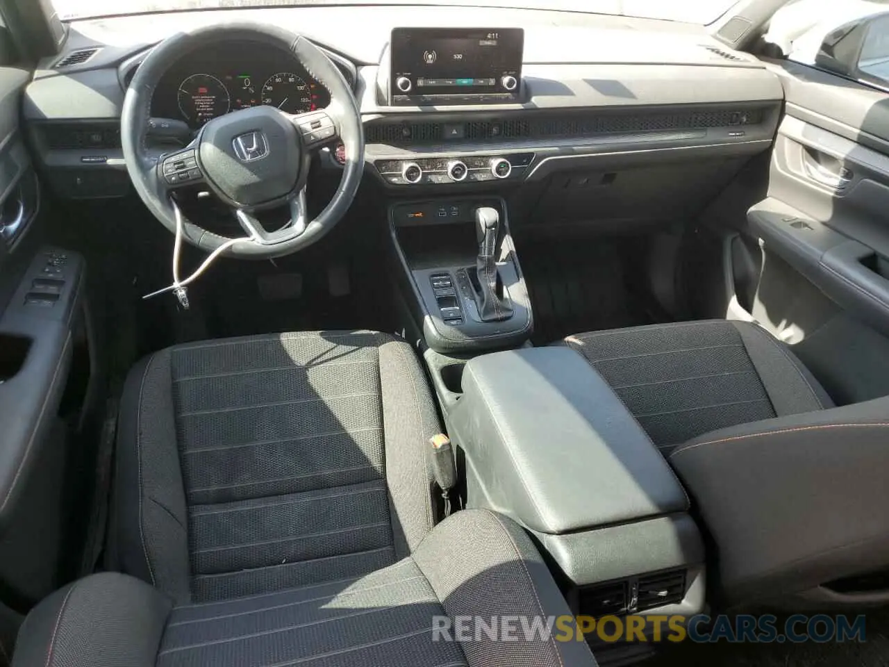 8 fotografías del automóvil dañado 7FARS5H56RE003017 HONDA CRV 2024