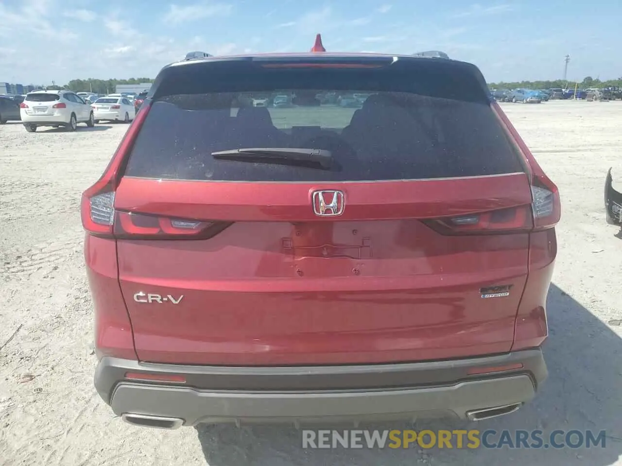 6 fotografías del automóvil dañado 7FARS5H56RE010419 HONDA CRV 2024