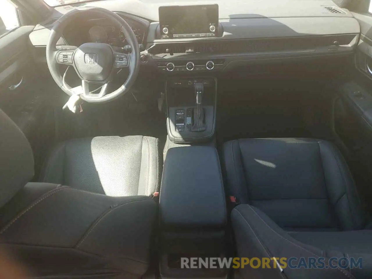 8 fotografías del automóvil dañado 7FARS5H56RE010419 HONDA CRV 2024