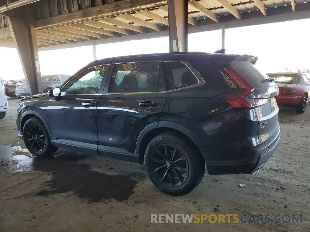 2 fotografías del automóvil dañado 7FARS5H59RE038022 HONDA CRV 2024