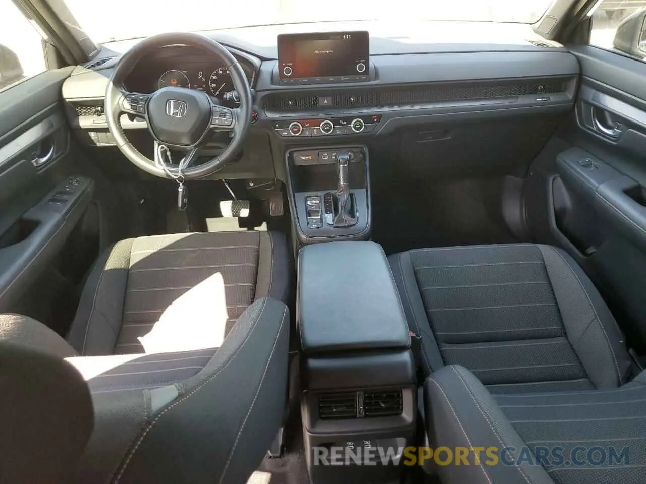 8 fotografías del automóvil dañado 7FARS5H5XRE002632 HONDA CRV 2024