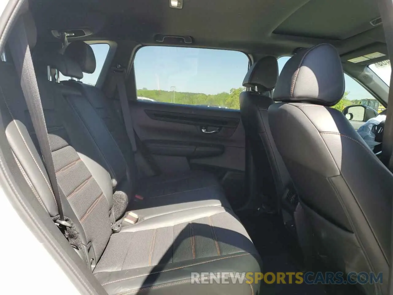 11 fotografías del automóvil dañado 7FARS5H82RE025929 HONDA CRV 2024