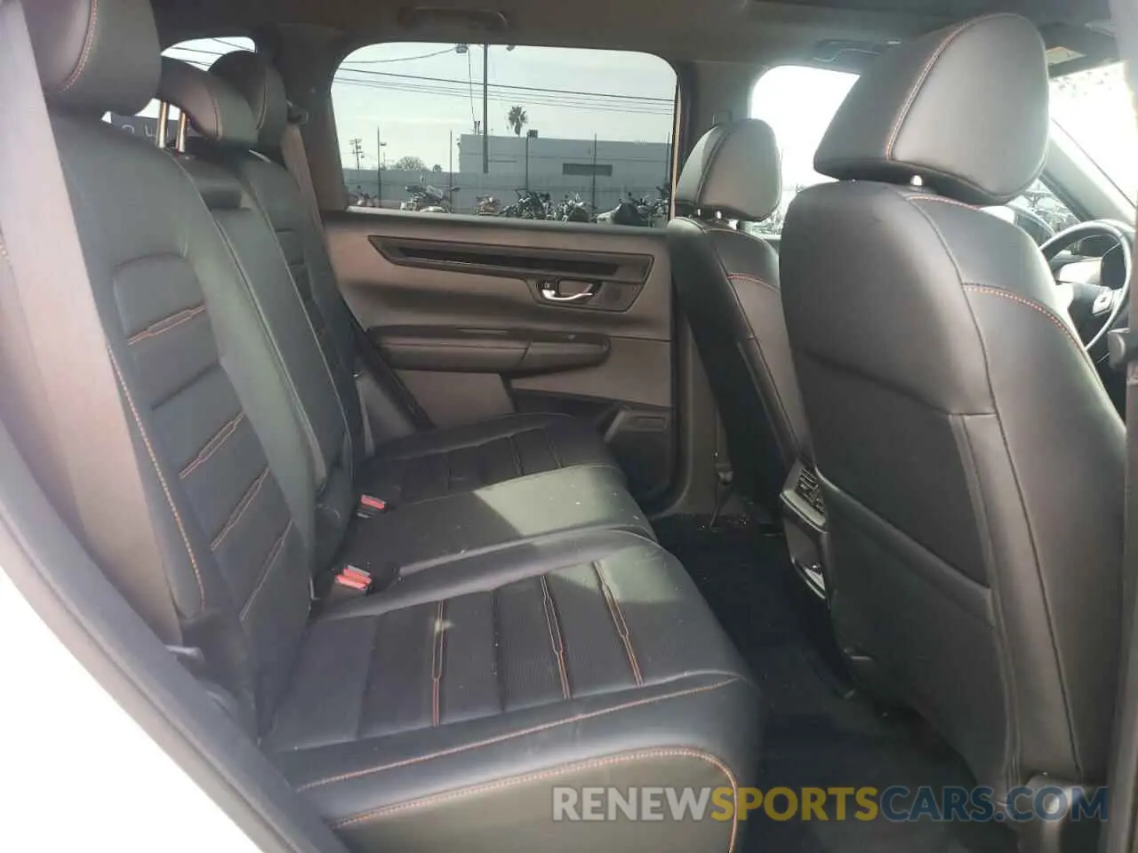 11 fotografías del automóvil dañado 7FARS5H89RE012546 HONDA CRV 2024