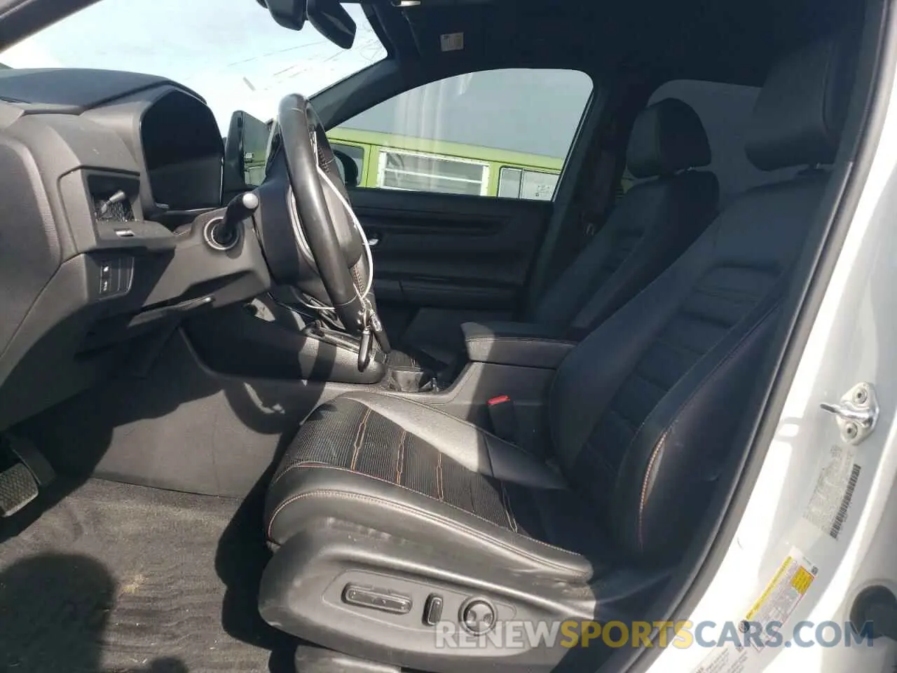 7 fotografías del automóvil dañado 7FARS5H89RE012546 HONDA CRV 2024