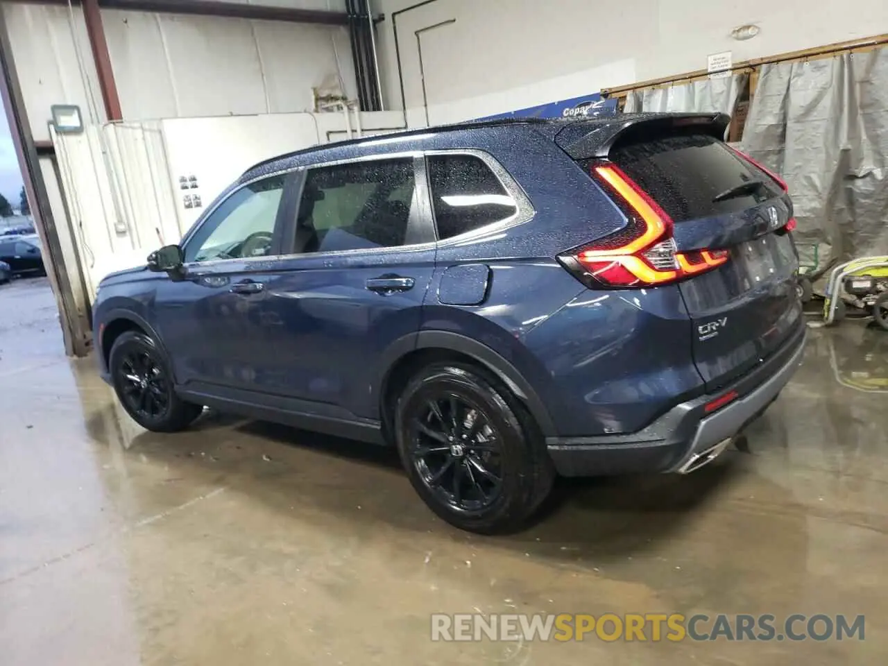 2 fotografías del automóvil dañado 7FARS6H58RE030094 HONDA CRV 2024