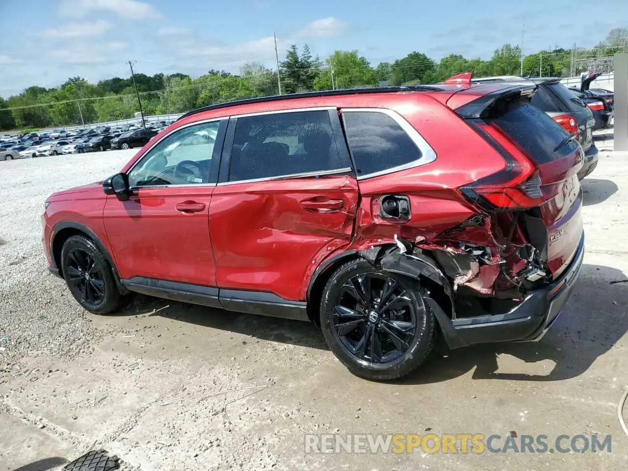 2 fotografías del automóvil dañado 7FARS6H95RE005771 HONDA CRV 2024